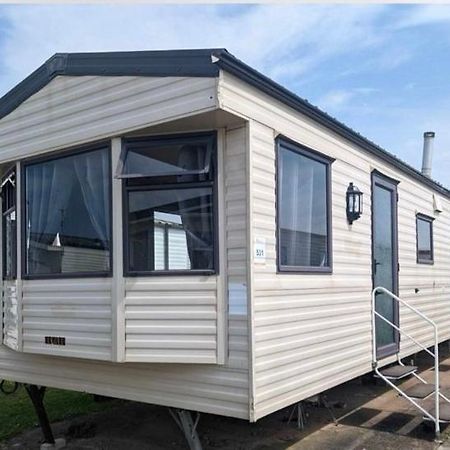 The Winchester Golden Gate Towyn Kinmel Bay Exterior foto